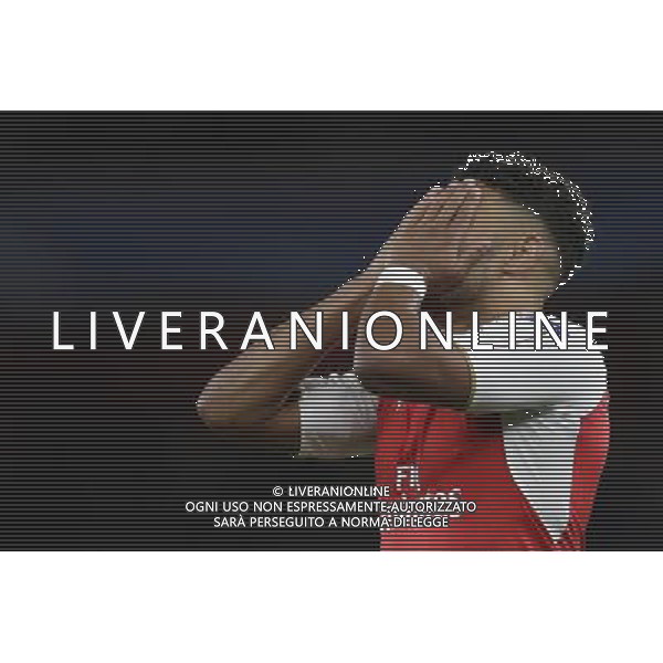 Dejection for Arsenal\'s Alex Oxlade-Chamberlain after he misses a chance Photographer Craig Mercer/CameraSport Football - UEFA Champions League Group F - Arsenal v Olympiakos - Tuesday 29th September 2015 - Emirates Stadium - London - © CameraSport - 43 Linden Ave. Countesthorpe. Leicester. England. LE8 5PG - Tel: +44 (0) 116 277 4147 - admin@camerasport.com - www.camerasport.com AG ALDO LIVERANI SAS ONLY ITALY