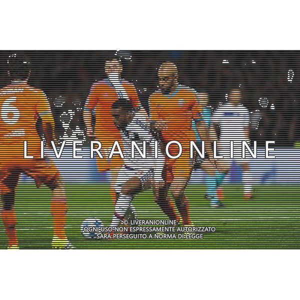 Alexandre LACAZETTE / Aymen ABDENNOUR - 29.09.2015 - Lyon / Valence - Champions League Photo : Jean Paul Thomas / Icon Sport AG ALDO LIVERANI SAS ONLY ITALY
