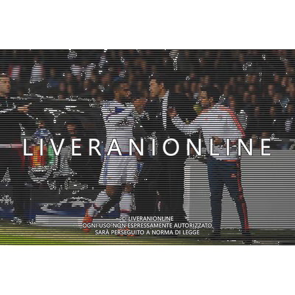 Sortie Alexandre LACAZETTE / Hubert FOURNIER - 29.09.2015 - Lyon / Valence - Champions League Photo : Jean Paul Thomas / Icon Sport AG ALDO LIVERANI SAS ONLY ITALY