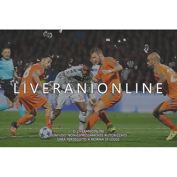 Alexandre LACAZETTE / Shkodran MUSTAFI / Aymen ABDENNOUR - 29.09.2015 - Lyon / Valence - Champions League Photo : Jean Paul Thomas / Icon Sport AG ALDO LIVERANI SAS ONLY ITALY
