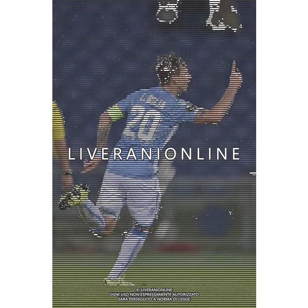 Roma - 01/10/2015 - Stadio Olimpico - UEFA Europa League 2015-2016 - Gruppo G - Lazio vs Saint Etienne - nella foto: L\'esultanza dopo il gol di Lucas Biglia / Ph. Fabrizio Corradetti - Ag. Aldo Liverani sas