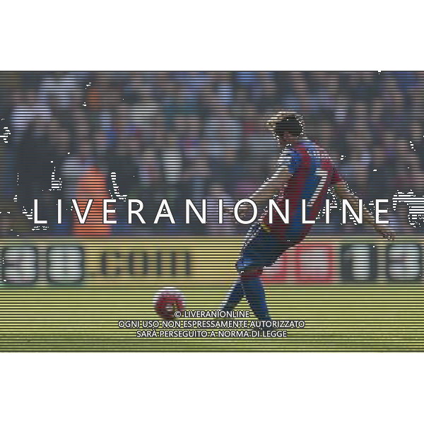 Crystal Palace\'s Yohan Cabaye scores his sides second goal from the penalty spot Photographer Craig Mercer/CameraSport Football - Barclays Premiership - Crystal Palace v West Bromwich Albion - Saturday 3rd October 2015 - Selhurst Park - London © CameraSport - 43 Linden Ave. Countesthorpe. Leicester. England. LE8 5PG - Tel: +44 (0) 116 277 4147 - admin@camerasport.com - www.camerasport.com AG ALDO LIVERANI SAS ONLY ITALY
