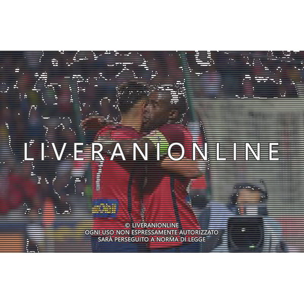 Joie Sofiane BOUFAL / Rio MAVUBA - 02.10.2015 - Lille / Montpellier - 9eme journee de Ligue 1 Photo : Dave Winter / Icon Sport AG ALDO LIVERANI SAS ONLY ITALY