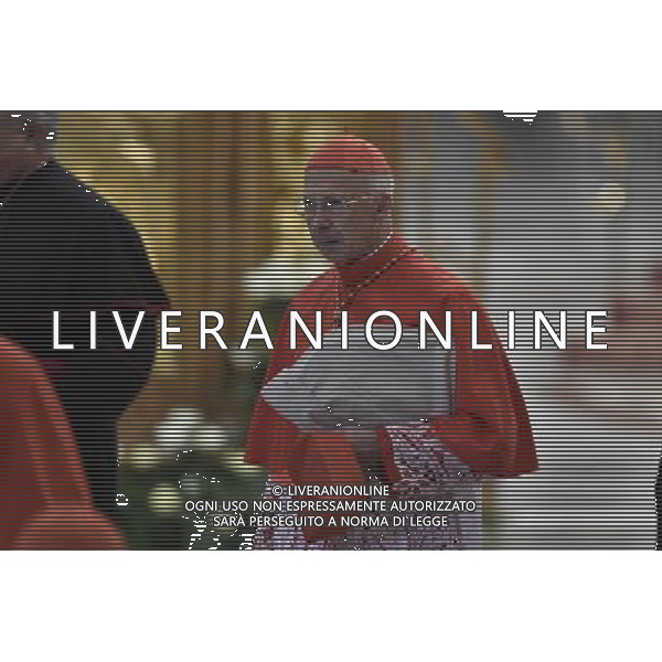 Roma - 04/10/2015 - Basilica di S. Pietro - Santa Messa dell\'Apertura della XIV Assemblea Generale Ordinaria del Sinodo dei Vescovi - nella foto: Il cardinale Angelo Bagnasco / Ph. Fabrizio Corradetti - Ag. Aldo Liverani Sas