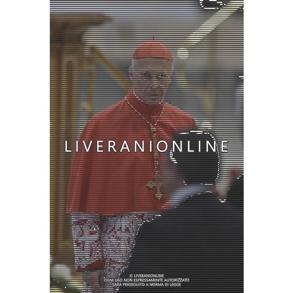 Roma - 04/10/2015 - Basilica di S. Pietro - Santa Messa dell\'Apertura della XIV Assemblea Generale Ordinaria del Sinodo dei Vescovi - nella foto: Il cardinale Angelo Bagnasco / Ph. Fabrizio Corradetti - Ag. Aldo Liverani Sas