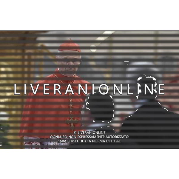 Roma - 04/10/2015 - Basilica di S. Pietro - Santa Messa dell\'Apertura della XIV Assemblea Generale Ordinaria del Sinodo dei Vescovi - nella foto: Il cardinale Angelo Bagnasco / Ph. Fabrizio Corradetti - Ag. Aldo Liverani Sas