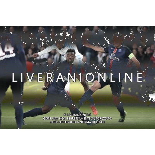 Michy BATSHUAYI / Serge AURIER / Thiago SILVA - 04.10.2015 - PSG / Marseille - 9eme journee Ligue 1 Photo : Nolwenn Le Gouic / Icon Sport AG ALDO LIVERANI SAS ONLY ITALY