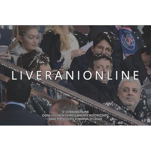 Patrick BRUEL / Caroline NIELSEN / Enrico MACIAS - 04.10.2015 - PSG / Marseille - 9eme journee Ligue 1 Photo : Nolwenn Le Gouic / Icon Sport AG ALDO LIVERANI SAS ONLY ITALY