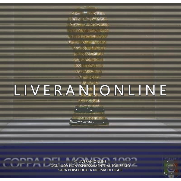 Esposizione delle quattro coppe del mondo vinte dalla nazionale Italiana nel 1934-1938-1982-2006 Roma - 06.10.2015 Nella Foto:Esposizione delle quattro coppe del mondo vinte dalla nazionale Italiana nel 1934-1938-1982-2006 /Ag. Aldo Liverani