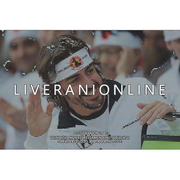 Fernando Alonso (ESP) McLaren celebrates his 250th GP. 09.10.2015. Formula 1 World Championship, Rd 15, Russian Grand Prix, Sochi Autodrom, Sochi, Russia, Practice Day. - www.xpbimages.com, EMail: requests@xpbimages.com - copy of publication required for printed pictures. Every used picture is fee-liable. © Copyright: Charniaux / XPB Images /Agenzia Aldo Liverani s.a.s.