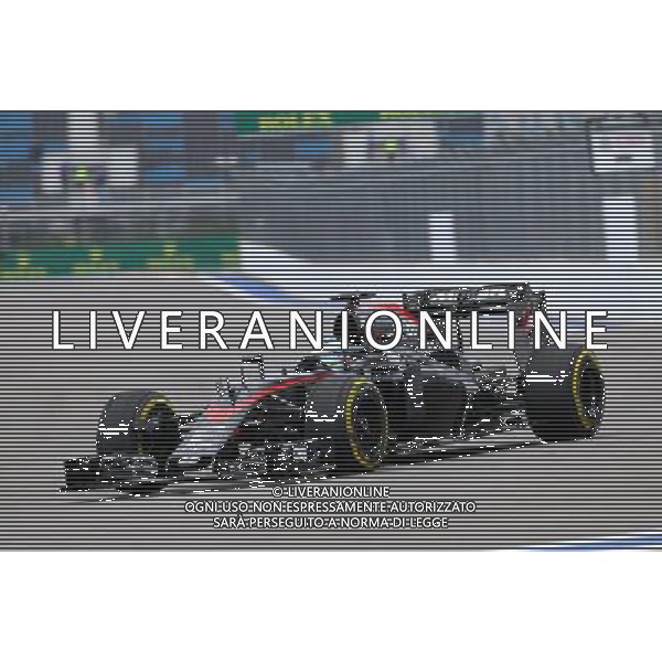 Fernando Alonso (ESP), McLaren Honda 09.10.2015. Formula 1 World Championship, Rd 15, Russian Grand Prix, Sochi Autodrom, Sochi, Russia, Practice Day. - www.xpbimages.com, EMail: requests@xpbimages.com - copy of publication required for printed pictures. Every used picture is fee-liable. © Copyright: Charniaux / XPB Images /Agenzia Aldo Liverani s.a.s.