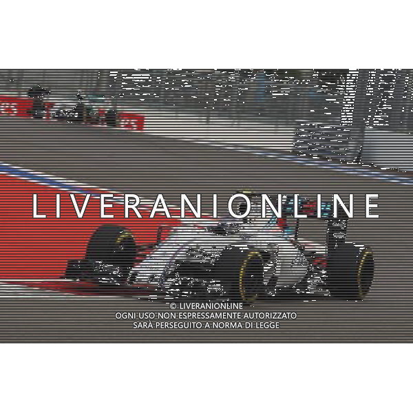 Valtteri Bottas (FIN) Williams FW37. 10.10.2015. Formula 1 World Championship, Rd 15, Russian Grand Prix, Sochi Autodrom, Sochi, Russia, Qualifying Day. - www.xpbimages.com, EMail: requests@xpbimages.com - copy of publication required for printed pictures. Every used picture is fee-liable. © Copyright: Photo4 / XPB Images /Agenzia Aldo Liverani s.a.s.