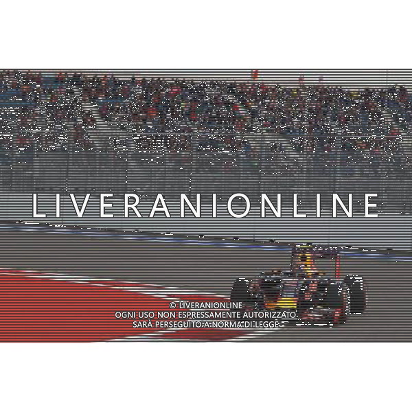 Daniil Kvyat (RUS) Red Bull Racing RB11. 10.10.2015. Formula 1 World Championship, Rd 15, Russian Grand Prix, Sochi Autodrom, Sochi, Russia, Qualifying Day. - www.xpbimages.com, EMail: requests@xpbimages.com - copy of publication required for printed pictures. Every used picture is fee-liable. © Copyright: Photo4 / XPB Images /Agenzia Aldo Liverani s.a.s.