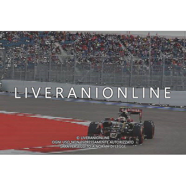 Pastor Maldonado (VEN) Lotus F1 E23. 10.10.2015. Formula 1 World Championship, Rd 15, Russian Grand Prix, Sochi Autodrom, Sochi, Russia, Qualifying Day. - www.xpbimages.com, EMail: requests@xpbimages.com - copy of publication required for printed pictures. Every used picture is fee-liable. © Copyright: Photo4 / XPB Images /Agenzia Aldo Liverani s.a.s.