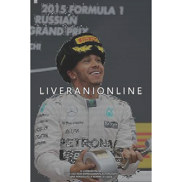 Lewis Hamilton (GBR), Mercedes AMG F1 Team 11.10.2015. Formula 1 World Championship, Rd 15, Russian Grand Prix, Sochi Autodrom, Sochi, Russia, Race Day. - www.xpbimages.com, EMail: requests@xpbimages.com - copy of publication required for printed pictures. Every used picture is fee-liable. © Copyright: Charniaux / XPB Images /Agenzia Aldo Liverani s.a.s.