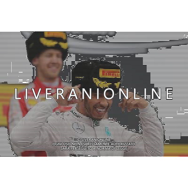 Lewis Hamilton (GBR), Mercedes AMG F1 Team and Sebastian Vettel (GER), Scuderia Ferrari 11.10.2015. Formula 1 World Championship, Rd 15, Russian Grand Prix, Sochi Autodrom, Sochi, Russia, Race Day. - www.xpbimages.com, EMail: requests@xpbimages.com - copy of publication required for printed pictures. Every used picture is fee-liable. © Copyright: Charniaux / XPB Images /Agenzia Aldo Liverani s.a.s.