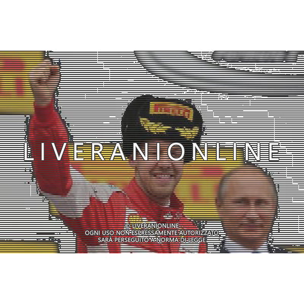 Sebastian Vettel (GER), Scuderia Ferrari and Vladimir Poutine (RUS), Russian President 11.10.2015. Formula 1 World Championship, Rd 15, Russian Grand Prix, Sochi Autodrom, Sochi, Russia, Race Day. - www.xpbimages.com, EMail: requests@xpbimages.com - copy of publication required for printed pictures. Every used picture is fee-liable. © Copyright: Charniaux / XPB Images /Agenzia Aldo Liverani s.a.s.