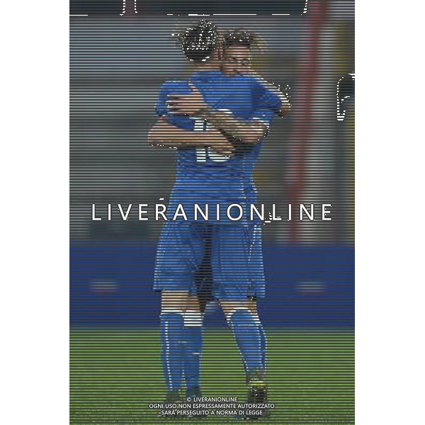 Qualificazioni ai Campionati Europei UEFA Under 21 Gruppo 2 Vicenza - 13.10.2015 Italia-Repubblica d\'Irlanda Nella Foto: parigini esultanza dopo il gol - abbraccio con bernardeschi /Ph.Vitez-Ag. Aldo Liverani