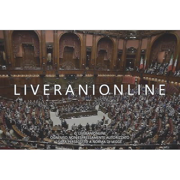 Roma - 15/10/2015 - Montecitorio - Cerimonia per il sessantesimo anniversario dell\'adesione dell\'Italia alle Nazioni Unite - nella foto: L\'aula durante l\'inno nazionale / Ph. Fabrizio Corradetti - Ag. Aldo Liverani Sas/Ag. Aldo Liverani Sas