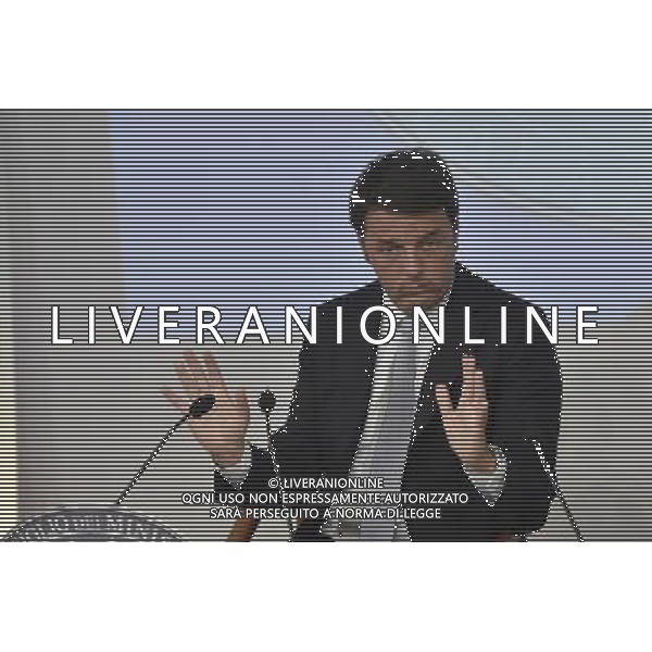 Roma - 15/10/2015 - Palazzo Chigi - Conferenza stampa dopo il Consiglio dei Ministri - nella foto: Matteo Renzi /Ph. Fabrizio Corradetti - Ag. Aldo Liverani sas/Ag. Aldo Liverani Sas