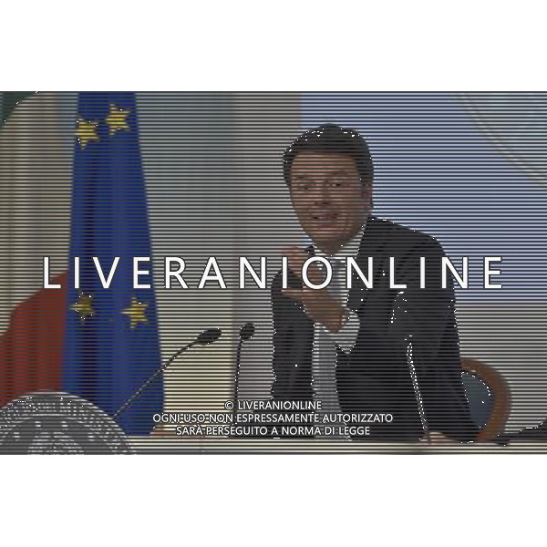 Roma - 15/10/2015 - Palazzo Chigi - Conferenza stampa dopo il Consiglio dei Ministri - nella foto: Matteo Renzi /Ph. Fabrizio Corradetti - Ag. Aldo Liverani sas/Ag. Aldo Liverani Sas