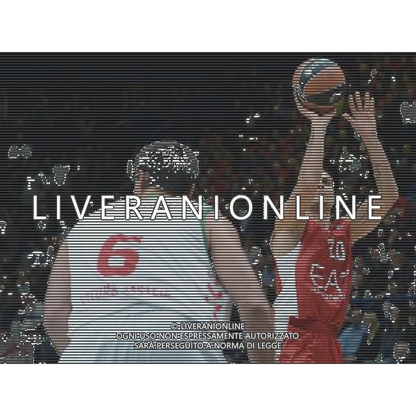 Turkish Airline Eurolega 2015/2016 Regular Season Milano - 16.10.2015 EA7 Emporio Armani Milano-Laboral Kutxa Vitoria Nella Foto:Cinciarini Andrea /Ph.Vitez-Ag. Aldo Liverani