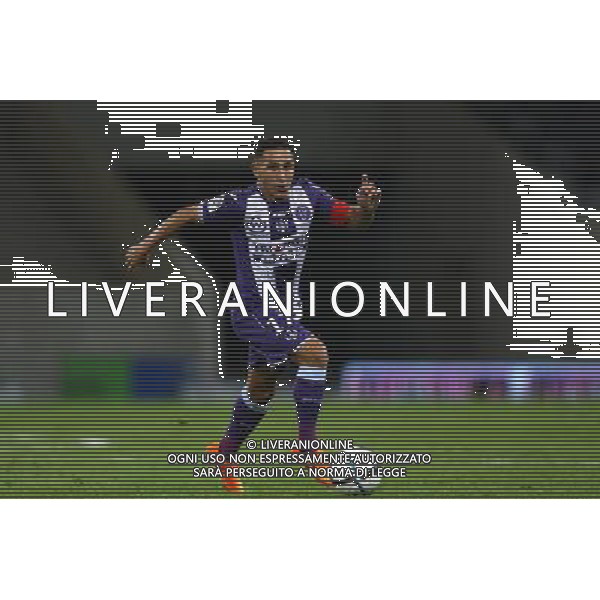 Adrien Regattin - 17.10.2015 - Toulouse / Angers - 10eme journee de Ligue1 Photo : Manuel Blondeau / Icon Sport/ Ag. Aldo Liverani Sas - ITALY ONLY - EDITORIAL USE ONLY