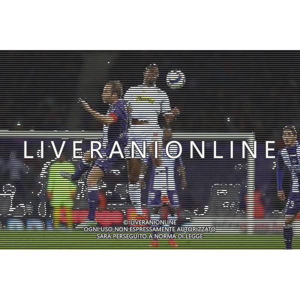 Slimane Sissoko / Etienne Didot - 17.10.2015 - Toulouse / Angers - 10eme journee de Ligue1 Photo : Manuel Blondeau / Icon Sport *** Local Caption *** / Ag. Aldo Liverani Sas - ITALY ONLY - EDITORIAL USE ONLY