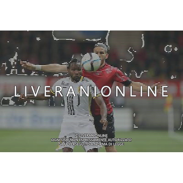 Lenny NANGIS / Dorian LEVEQUE - 17.10.2015 - Guingamp / Lille - 10eme journee de Ligue1 Photo : Vincent Michel / Icon Sport/ Ag. Aldo Liverani Sas - ITALY ONLY - EDITORIAL USE ONLY
