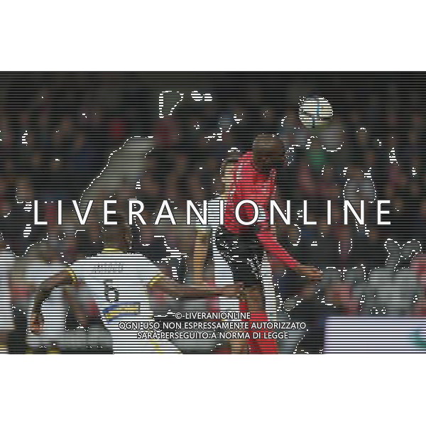 Sloan PRIVAT - 17.10.2015 - Guingamp / Lille - 10eme journee de Ligue1 Photo : Vincent Michel / Icon Sport/ Ag. Aldo Liverani Sas - ITALY ONLY - EDITORIAL USE ONLY
