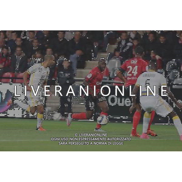 Yannis SALIBUR - 17.10.2015 - Guingamp / Lille - 10eme journee de Ligue1 Photo : Vincent Michel / Icon Sport/ Ag. Aldo Liverani Sas - ITALY ONLY - EDITORIAL USE ONLY