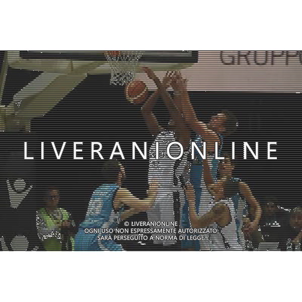 OBIETTIVO LAVORO BOLOGNA - CAPO D\'ORLANDO CAMPIONATO BASKET SERIE A 18 OTTOBRE 2015 NELLA FOTO PITTMANN ©OPTIMAFOTO/ AGENZIA ALDO LIVERANI SAS