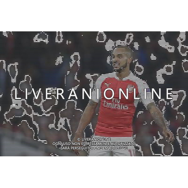 Arsenal\'s Theo Walcott reacts after missing an opportunity Photographer Craig Mercer/CameraSport Football - UEFA Champions League Group F - Arsenal v Bayern Munich - Tuesday 20th October 2015 - The Emirates Stadium - London - Â© CameraSport - 43 Linden Ave. Countesthorpe. Leicester. England. LE8 5PG - Tel: +44 (0) 116 277 4147 - admin@camerasport.com - www.camerasport.com/AGENZIA ALDO LIVERANI SAS - ITALY ONLY EDITORIAL USE ONLY
