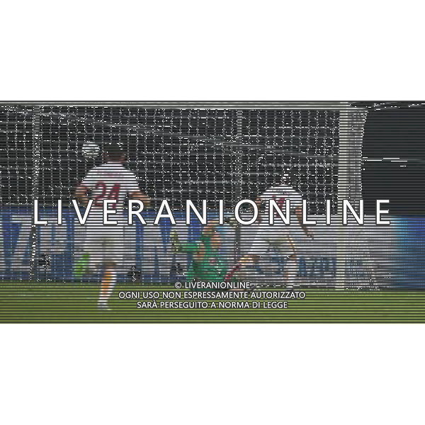 firo Fu§ball,Fussball, 20.10.2015 Champions League Achtelfinale Hinspiel 2014/2015 Bayer Leverkusen - AS Roma 4:4 Tor zum 2:4 durch Iago Falque gegen Bernd Leno - gol $worldrightsEs gelten unsere AGB, einsehbar auf www.firosportphoto.de copyright by firo sportphoto:/AGENZIA ALDO LIVERANI SAS - ITALY ONLY EDITORIAL USE ONLY