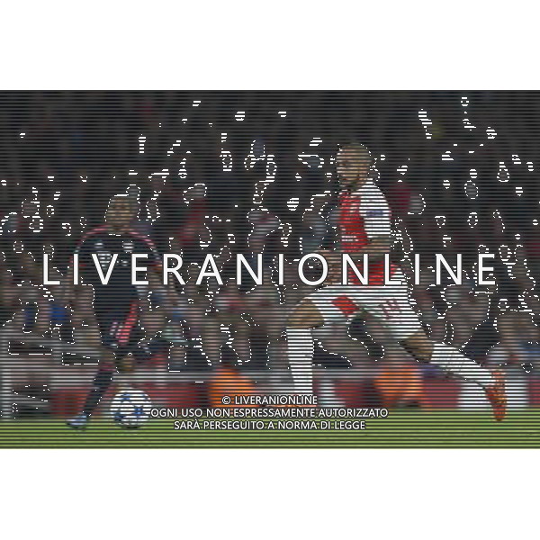 Arsenal\'s Theo Walcott in action during todays match Photographer Craig Mercer/CameraSport Football - UEFA Champions League Group F - Arsenal v Bayern Munich - Tuesday 20th October 2015 - The Emirates Stadium - London - Â© CameraSport - 43 Linden Ave. Countesthorpe. Leicester. England. LE8 5PG - Tel: +44 (0) 116 277 4147 - admin@camerasport.com - www.camerasport.com/AGENZIA ALDO LIVERANI SAS - ITALY ONLY EDITORIAL USE ONLY