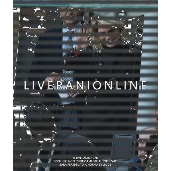 XXIV Trofeo Luigi Berlusconi Milano - 21.10.2015 Milan-Inter Nella Foto:simona ventura saluta balotelli mario /Ph.Vitez-Ag. Aldo Liverani