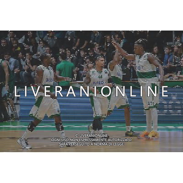 Joie Jeremy Nzeulie / TJ Campbell / Gerald Robinson / Tasmin Mitchell - 21.10.2015 - Nanterre / Ljubljana - Eurocup Photo : Anthony Dibon / Icon Sport/AGENZIA ALDO LIVERANI SAS - ITALY ONLY EDITORIAL USE ONLY