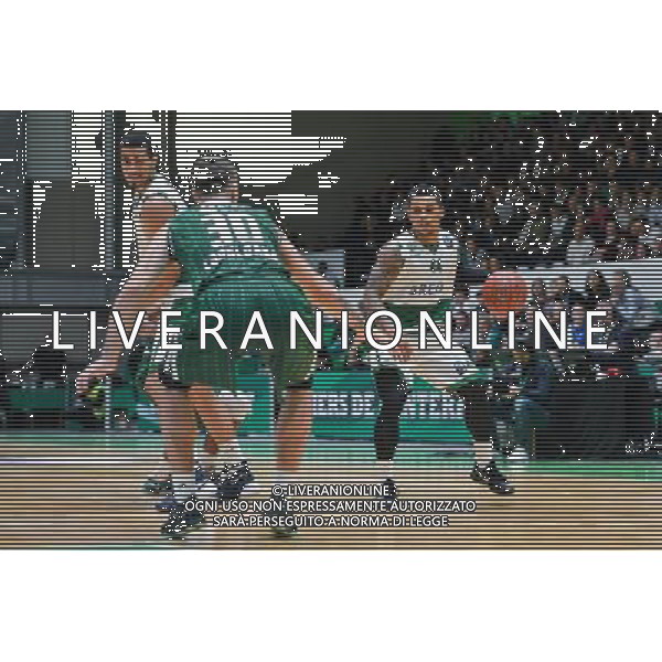 TJ Campbell - 21.10.2015 - Nanterre / Ljubljana - Eurocup Photo : Anthony Dibon / Icon Sport/AGENZIA ALDO LIVERANI SAS - ITALY ONLY EDITORIAL USE ONLY