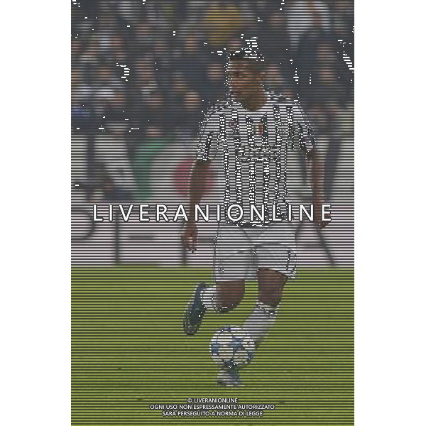 Torino 21-10-2015 - Juventus Stadium Champions League - Juventus vs Borussia Monchengladbach Nella foto: Alex Sandro Â©Tardito/AGENZIA ALDO LIVERANI SAS