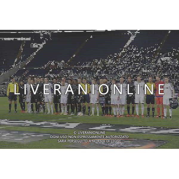 Roma - 22/10/2015 - Stadio Olimpico - UEFA Europa League 2015-2016 - Gruppo G - Lazio vs Rosenborg - nella foto: le due formazioni schierate a centrocampo nel prepartita / Ph. Fabrizio Corradetti - Ag. Aldo Liverani sas /AGENZIA ALDO LIVERANI SAS