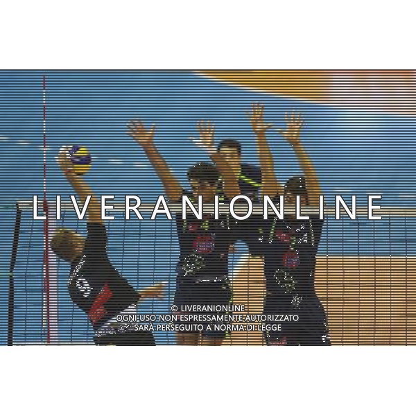 Yacine Louati / Nicolas Burel - 22.10.2015 - Toulouse / Narbonne - 1er journee de Ligue A Photo : Manuel Blondeau / Icon Sport AG ALDO LIVERANI SAS ONLY ITALY