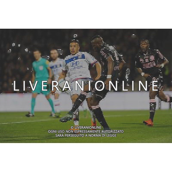 Corentin TOLISSO / Tongo DOUMBIA - 23.10.2015 - Lyon / Toulouse - 11eme journee de Ligue1 Photo : Jean Paul Thomas / Icon Sport AG ALDO LIVERANI SAS ONLY ITALY