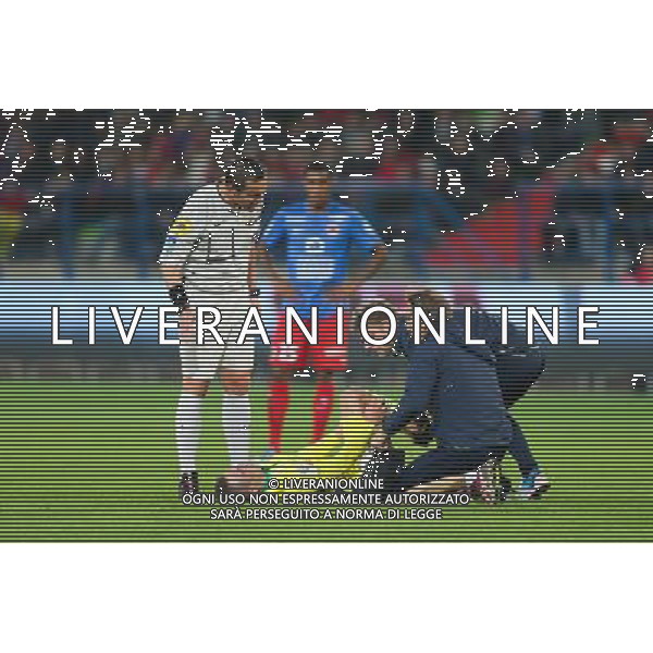 Blessure Valentin RONGIER - 23.10.2015 - Caen / Nantes - 11eme journee de Ligue1 Photo : Vincent Michel / Icon Sport AG ALDO LIVERANI SAS ONLY ITALY