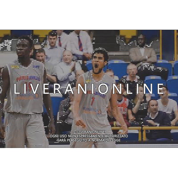 Louis LABEYRIE - 24.10.2015 - Paris Levallois / Pau Orthez Lacq- Pro A - 5eme journee Photo : Nolwenn Le Gouic / Icon Sport AG ALDO LIVERANI SAS ONLY ITALY
