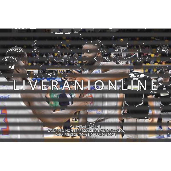 joie Giovan ONIANGUE - 24.10.2015 - Paris Levallois / Pau Orthez Lacq- Pro A - 5eme journee Photo : Nolwenn Le Gouic / Icon Sport AG ALDO LIVERANI SAS ONLY ITALY