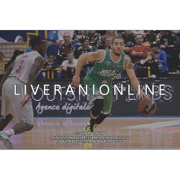 Michael THOMPSON - 24.10.2015 - Paris Levallois / Pau Orthez Lacq- Pro A - 5eme journee Photo : Nolwenn Le Gouic / Icon Sport AG ALDO LIVERANI SAS ONLY ITALY