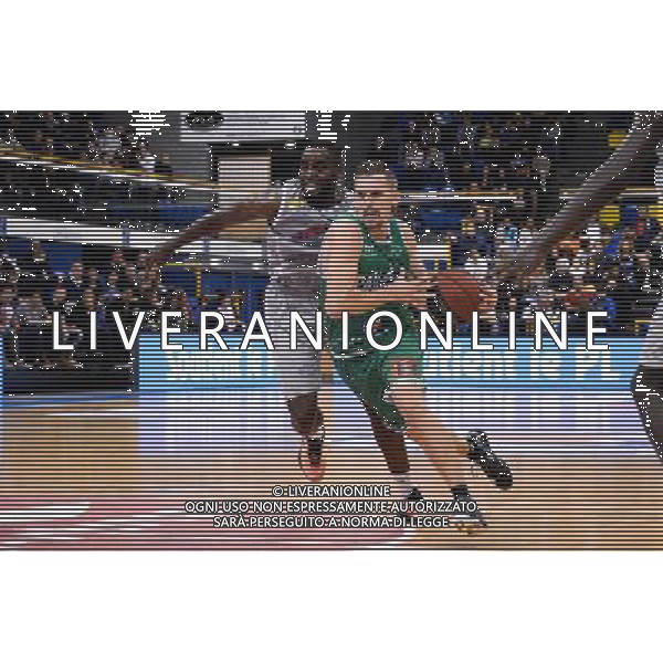 David DENAVE - 24.10.2015 - Paris Levallois / Pau Orthez Lacq- Pro A - 5eme journee Photo : Nolwenn Le Gouic / Icon Sport AG ALDO LIVERANI SAS ONLY ITALY