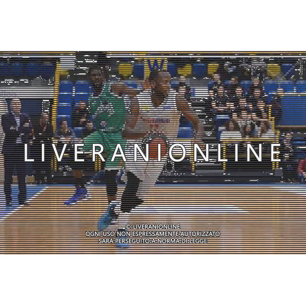 Steed TCHICAMBOUD - 24.10.2015 - Paris Levallois / Pau Orthez Lacq- Pro A - 5eme journee Photo : Nolwenn Le Gouic / Icon Sport AG ALDO LIVERANI SAS ONLY ITALY