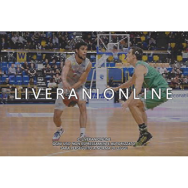 Louis LABEYRIE - 24.10.2015 - Paris Levallois / Pau Orthez Lacq- Pro A - 5eme journee Photo : Nolwenn Le Gouic / Icon Sport AG ALDO LIVERANI SAS ONLY ITALY