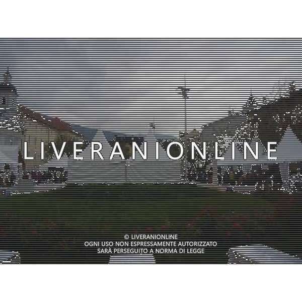 BRESSANONE OTTORE 2015 FESTA DEL PANE E DELLO STRUDEL NELLA FOTO LE VETRINE ALL APERTO CON I PRODOTTI DEL PANE LOCALE E STRUDEL AG ALDO LIVERANI SAS